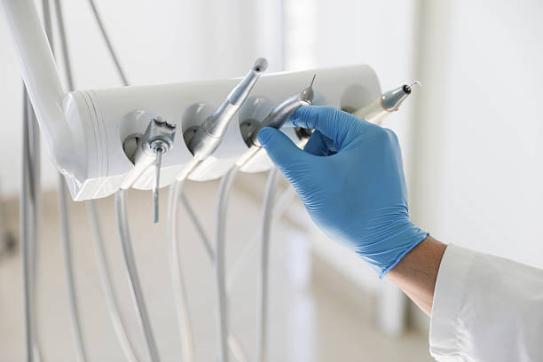 Professional Emergency Dentist technician working in Comanche, OK